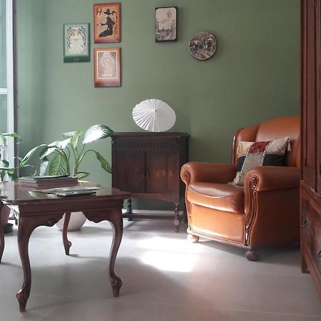 Belle Epoque Apartment Iglesias Bagian luar foto