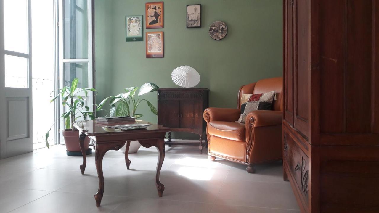 Belle Epoque Apartment Iglesias Bagian luar foto